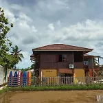 Arya\'s Surf Camp
